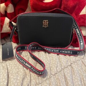 Tommy Hilfiger Crossbody Bag